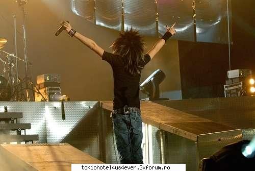 hai ca si fundul meu e sexy nuh??
x:da bill e mah doar yo sunt boussu bill have some fun