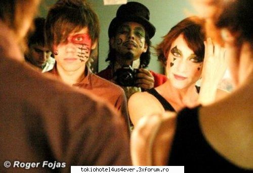 p!atd una din mele preferate primul album mai ascult acuma..am auzit vor scoate ceva nou love .....c